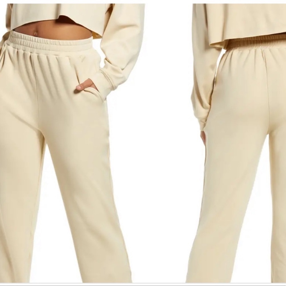 WeWoreWhat x Revolve Cream Brushed Terry High Waist Joggers Size Large - Picture 9 of 12
